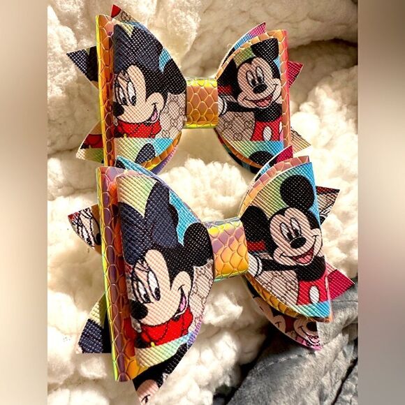 New Ineffable Mickey Mouse & Minnie 2pcs Hair
Accessories Hair/ spectacular bows - Picture 11 of 17